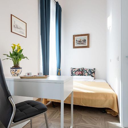 Cadorna Rooms In Florence Buitenkant foto